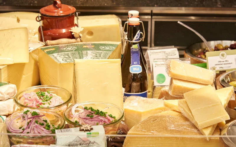 Sortiment mit großer Auswahl - Biomarkt im Ostallgäu b.i.o. - Biomarkt im Ostallgäu Theke